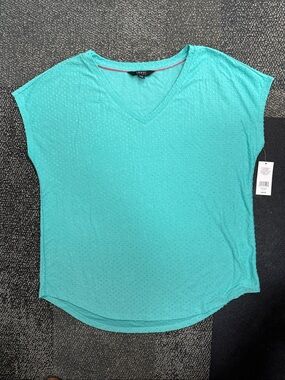 V Neck Short Sleeve Top